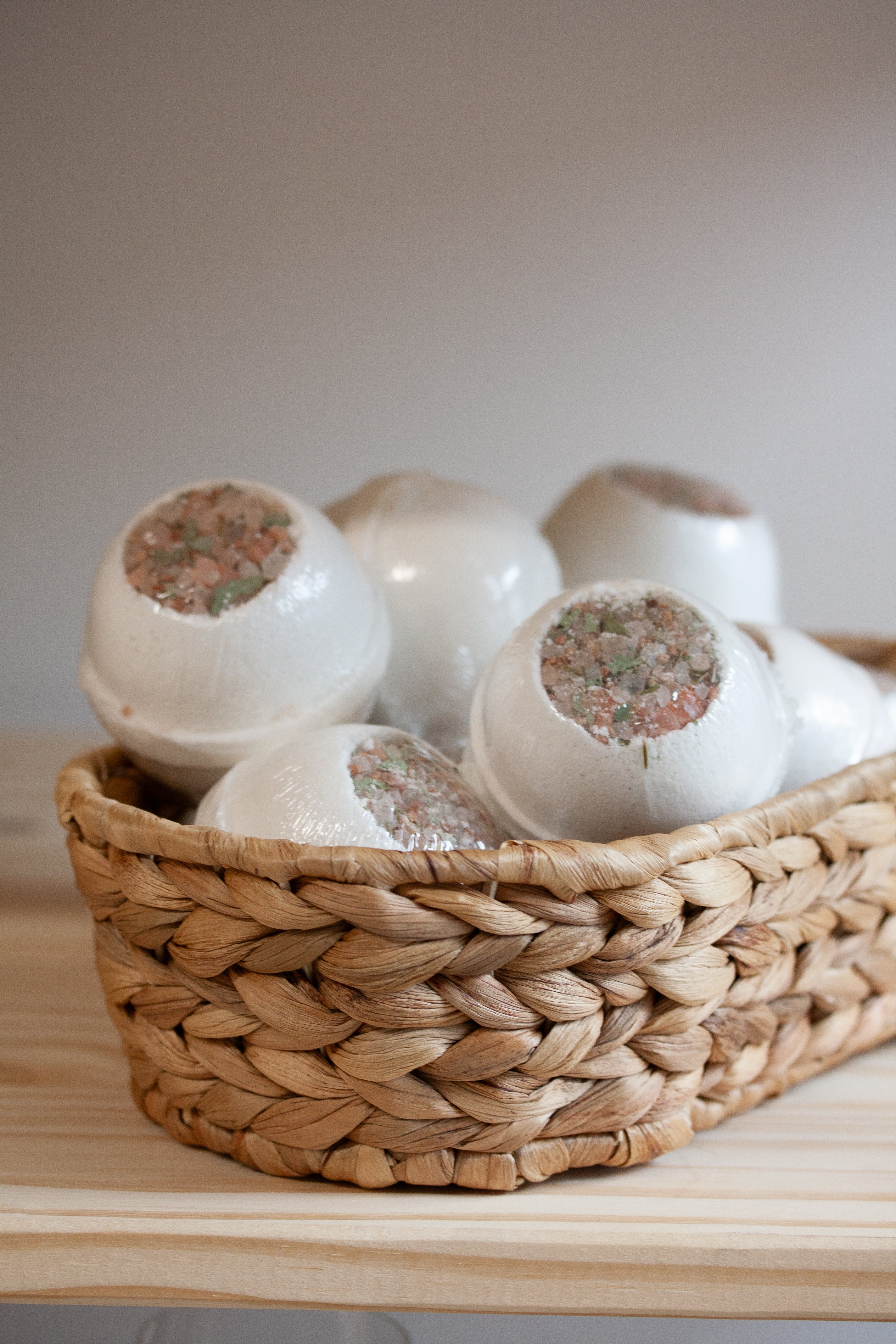 Bombe effervescente - Lavande, camomille et lait d'avoine - Boutique Lovli