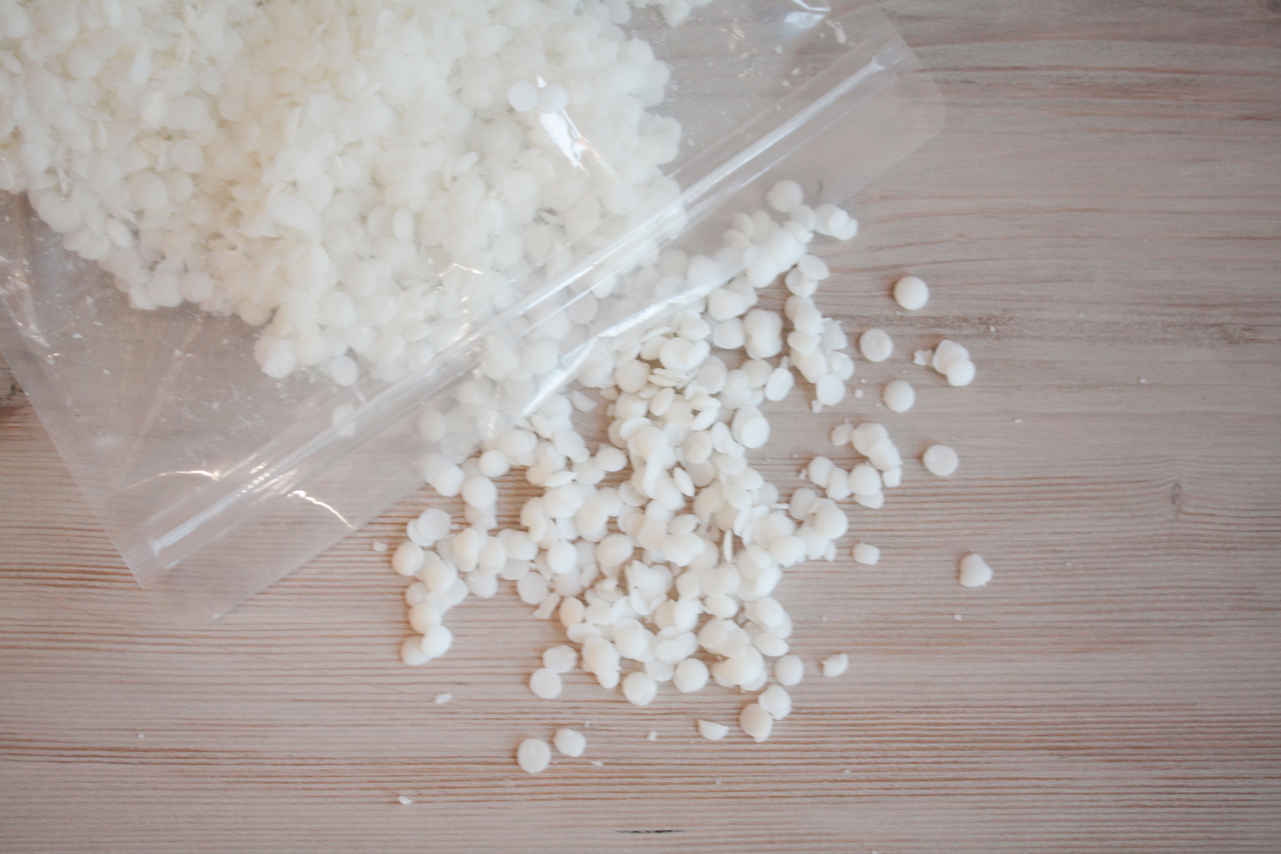 Cire de noix de coco et de soya Kerax - Boutique Lovli